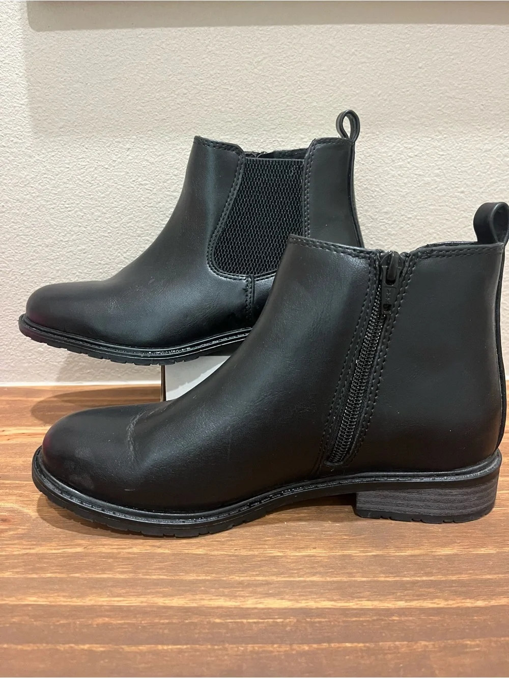 SONOMA women’s Black Side-Zip Ankle Boots Sz 6M